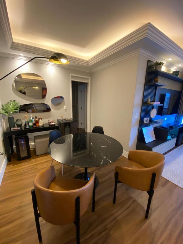 Luxury 3br With 2 Garages In The Location *